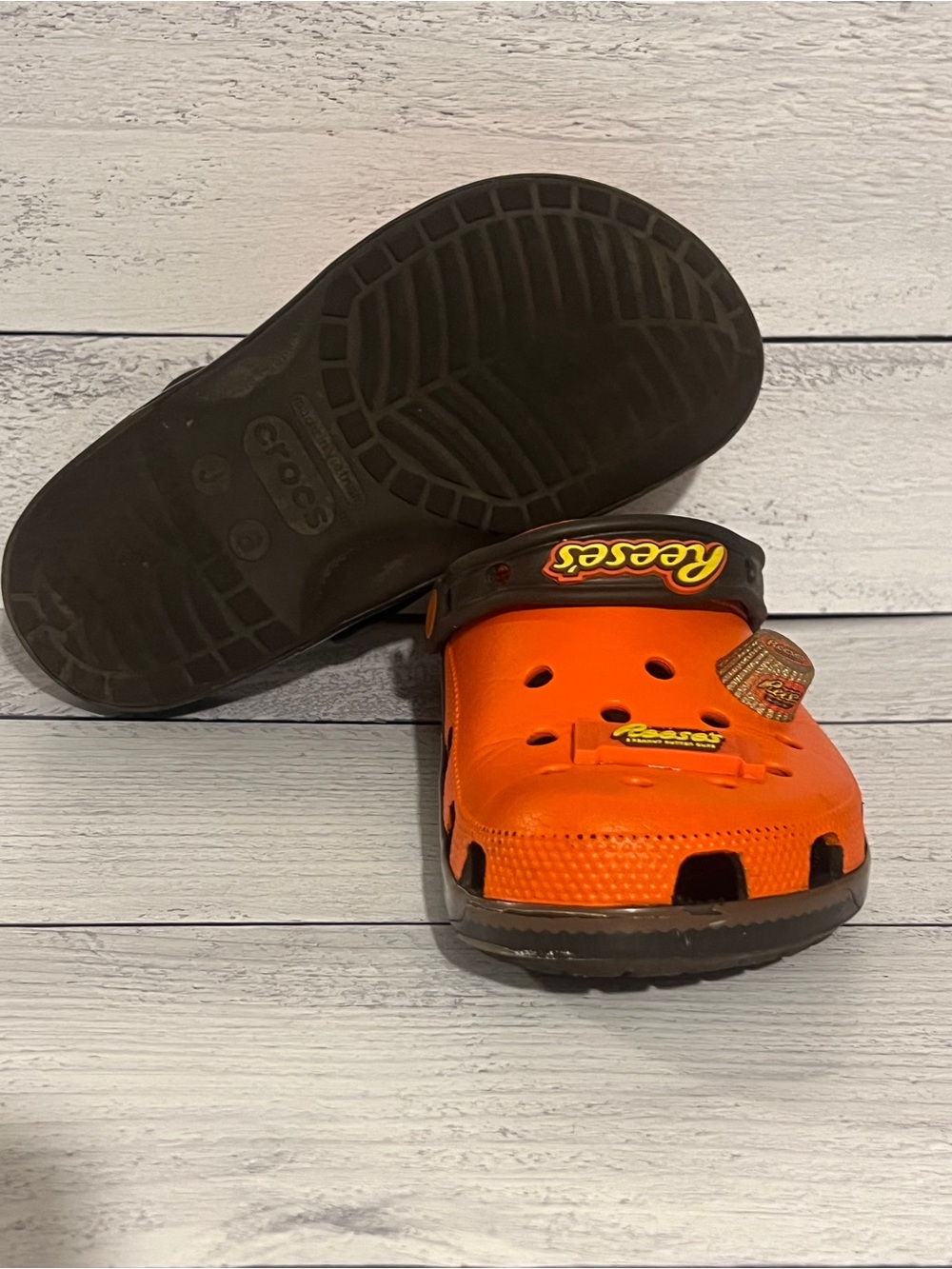 Reese’s Orange Crocs Boys - Picture 9 of 10